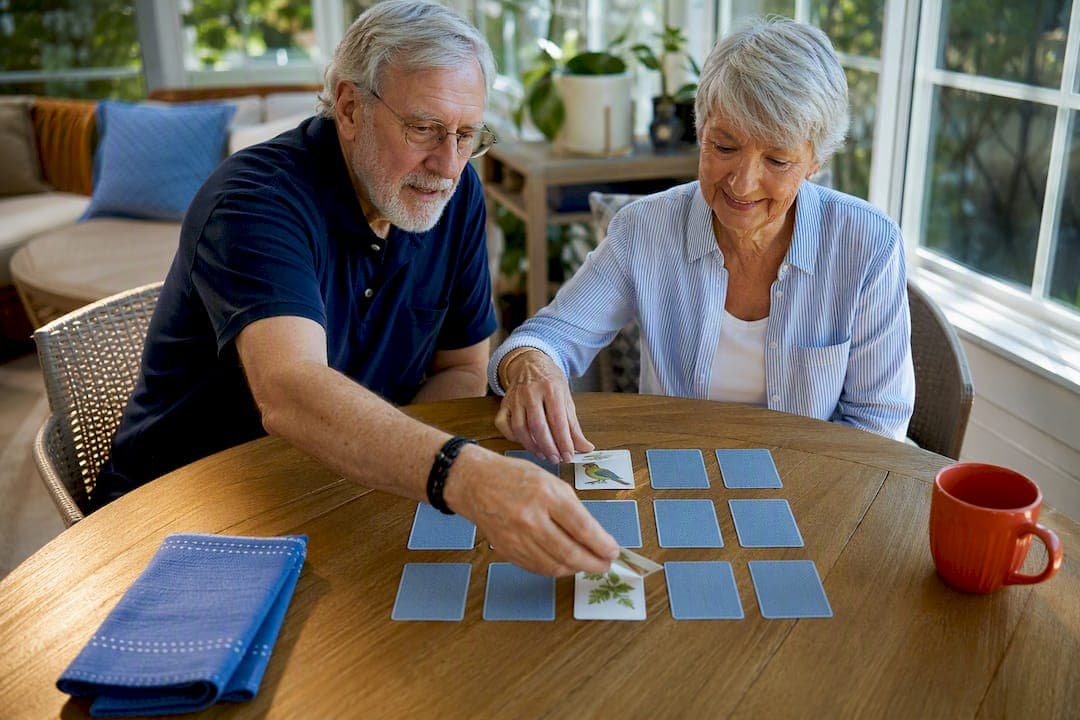 12 Memory Games Caregivers Can Run with Seniors at Home (10–20 min)